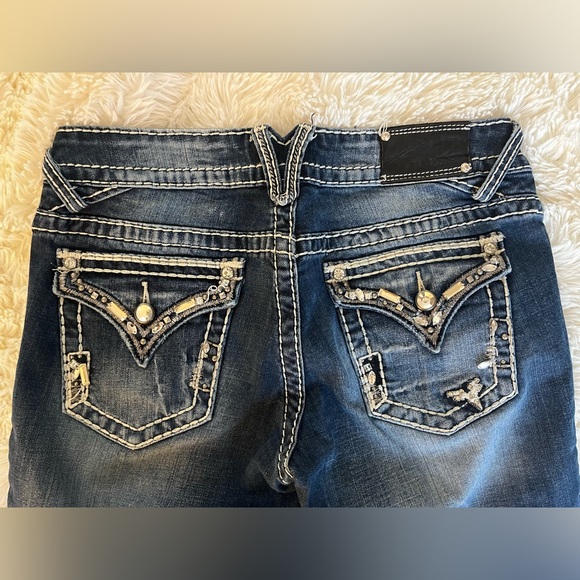 Vigoss jeans
"The New York Slim Boot"
Size 5/6
Length 33" - Picture 4 of 5